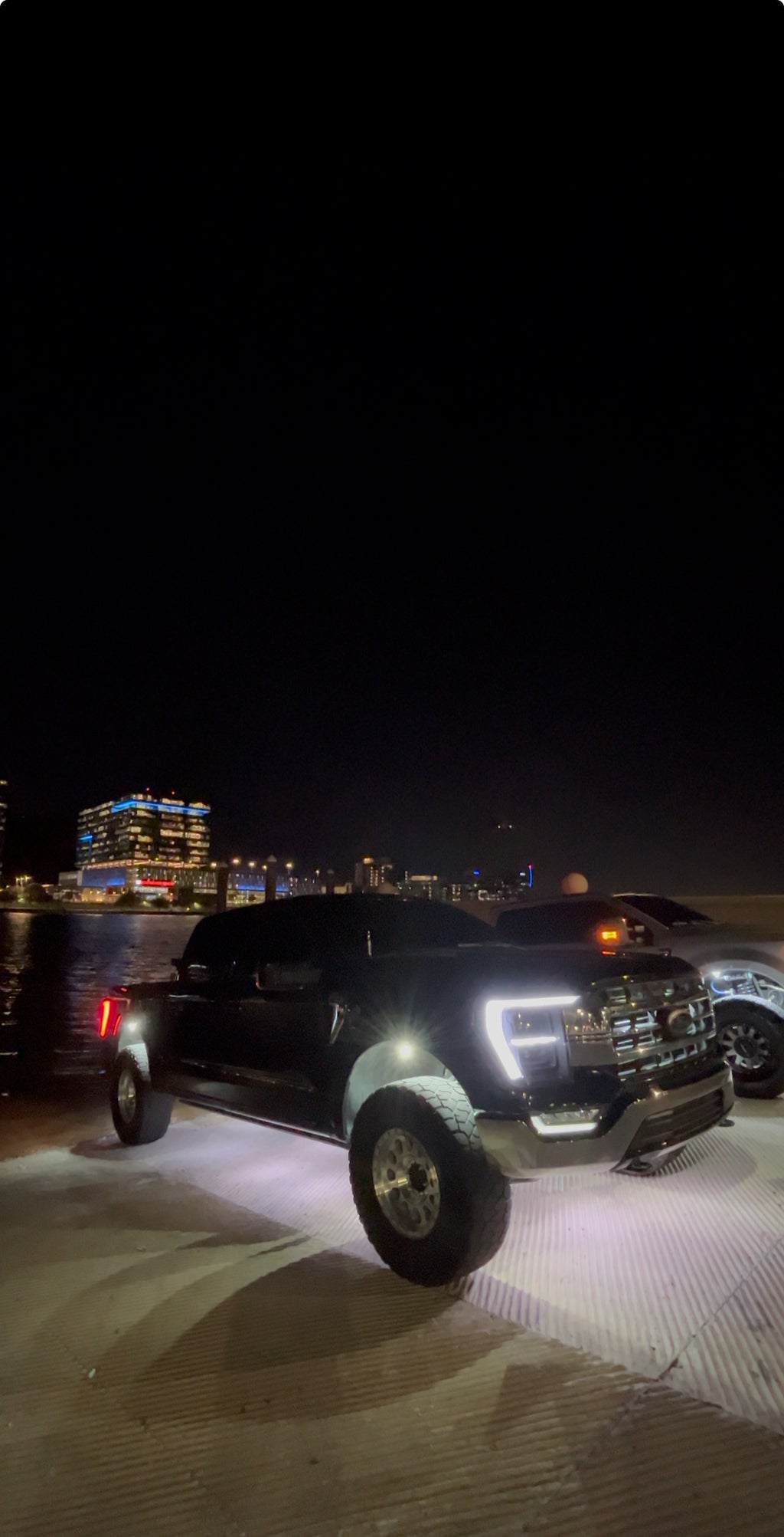 24 Chip Pure White Rock Lights